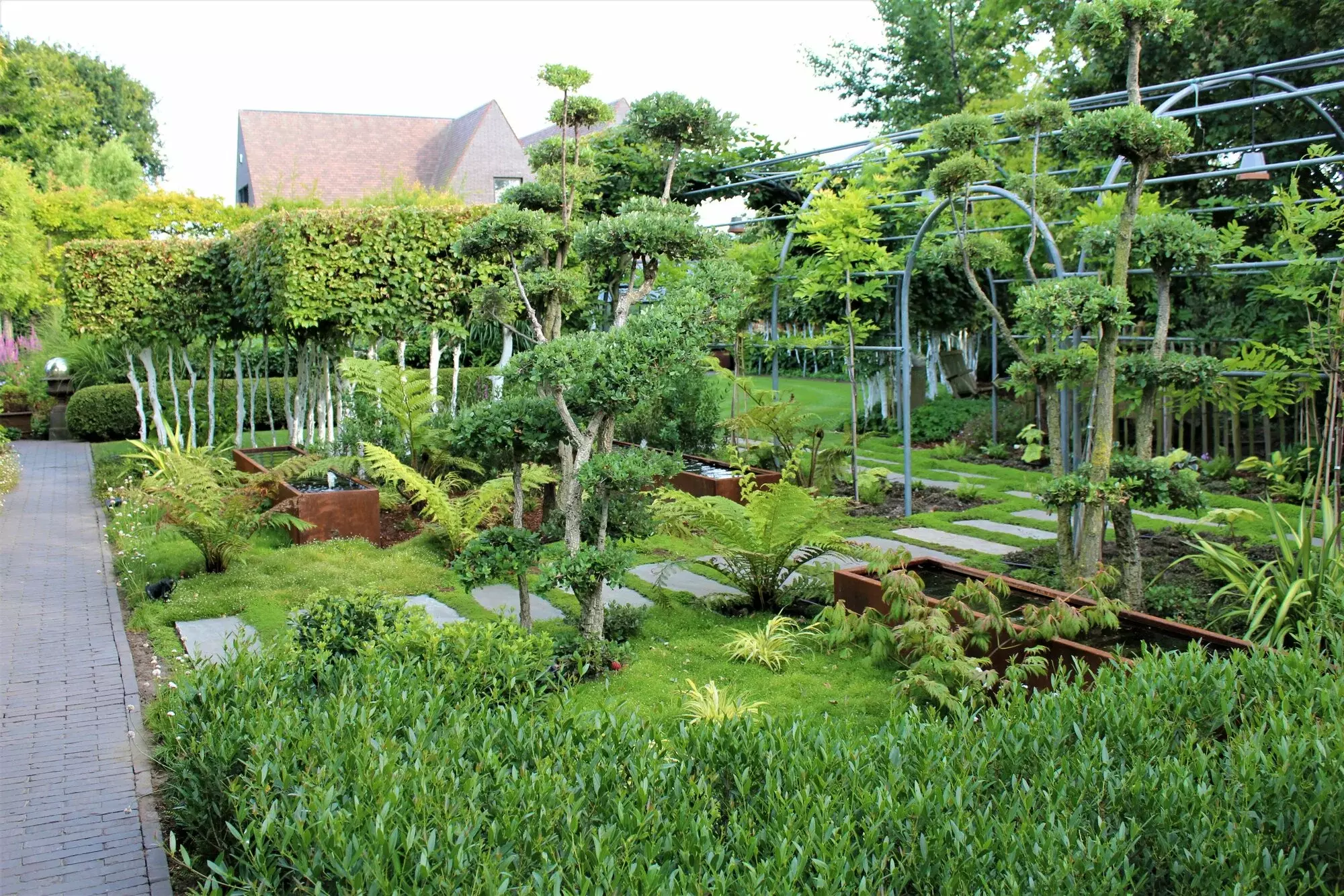 Luchtfoto van zithoek omringd in beplanting – foto 5