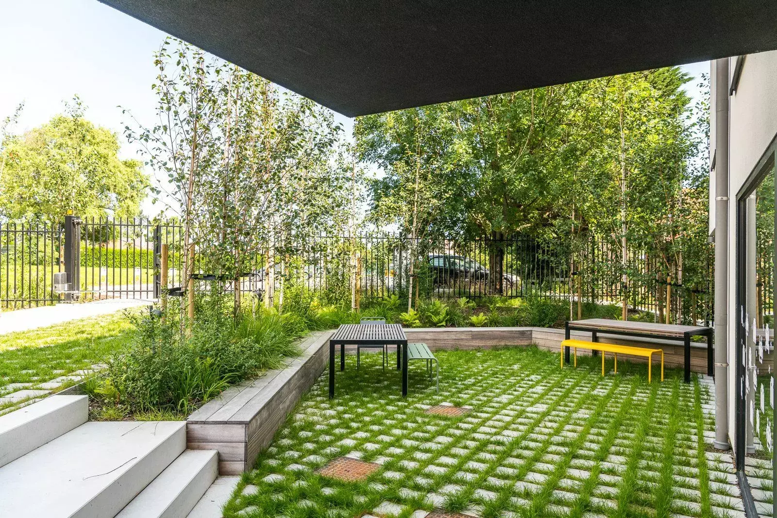 Terras waterdoorlatend? vergroeining? alles kan mits de voorzorgen, speciale substraten zorgen voor dit resultaat met – foto 1